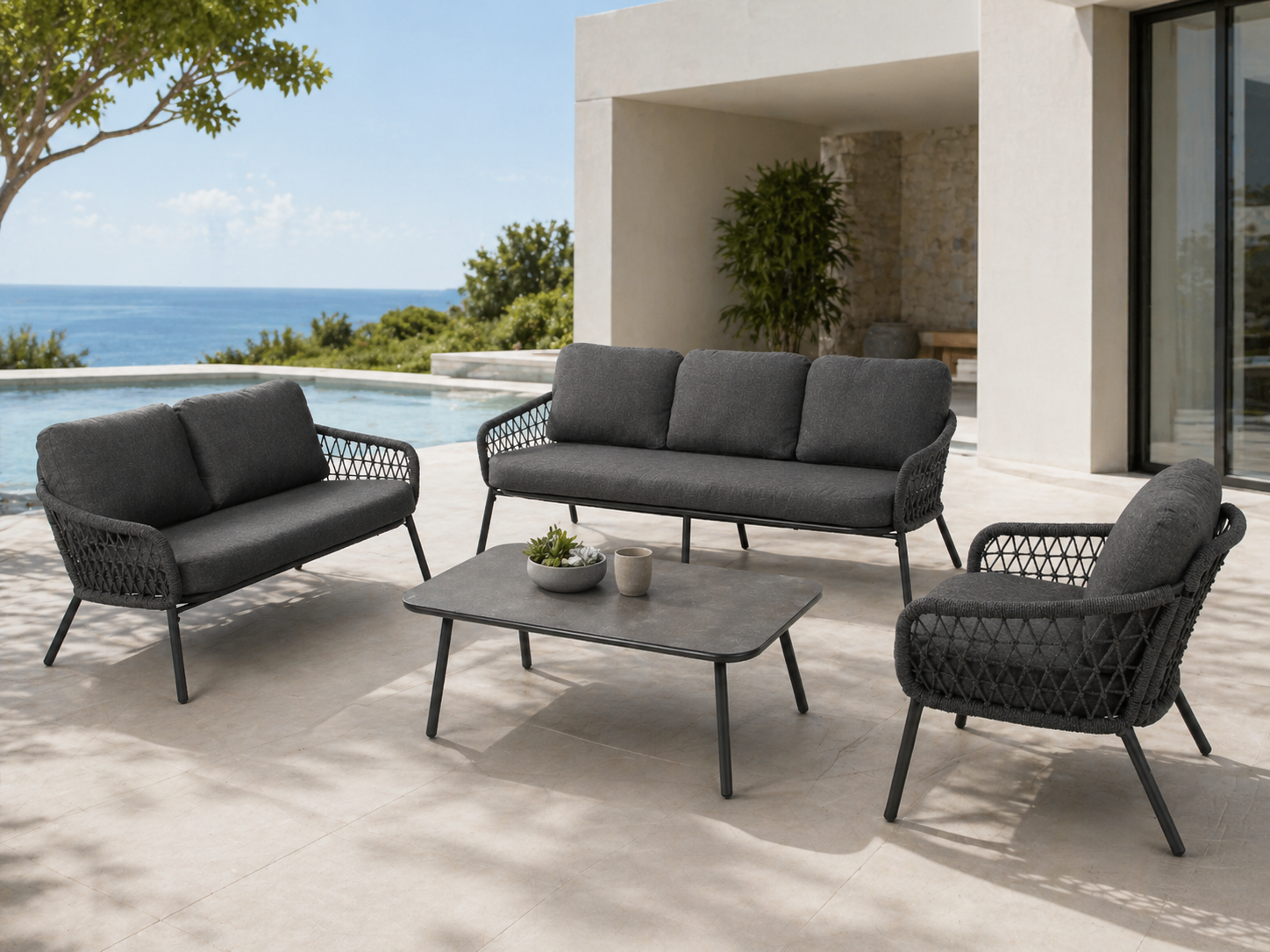Noir Outdoor Lounge Set